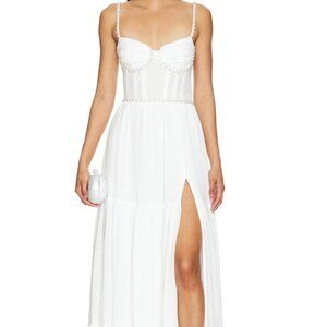 V. Chapman = Gwen Gown